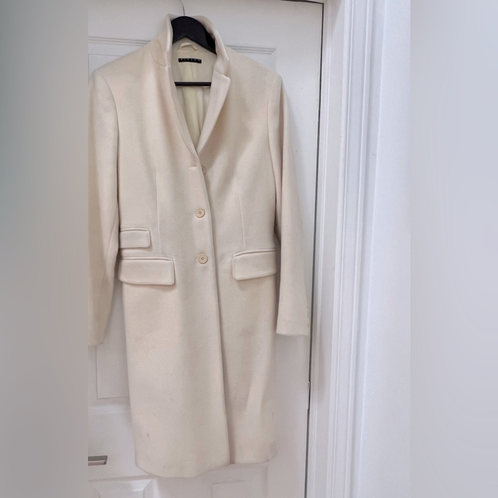 Sisley size 42 coat cream colour